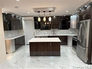 9911 Ascan Avenue - Photo 2