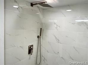 9911 Ascan Avenue - Photo 14