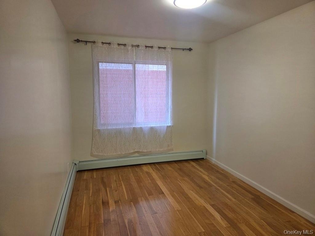 31-03 Linden Place - Photo 4