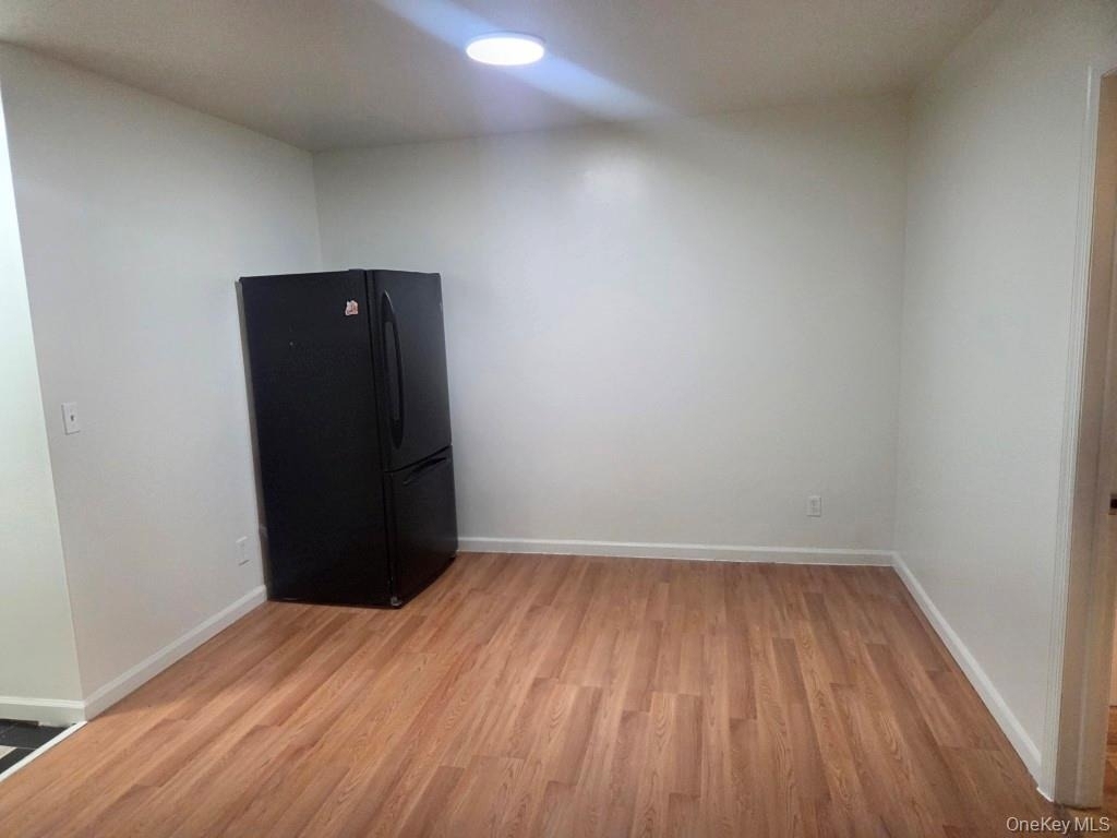 31-03 Linden Place - Photo 9