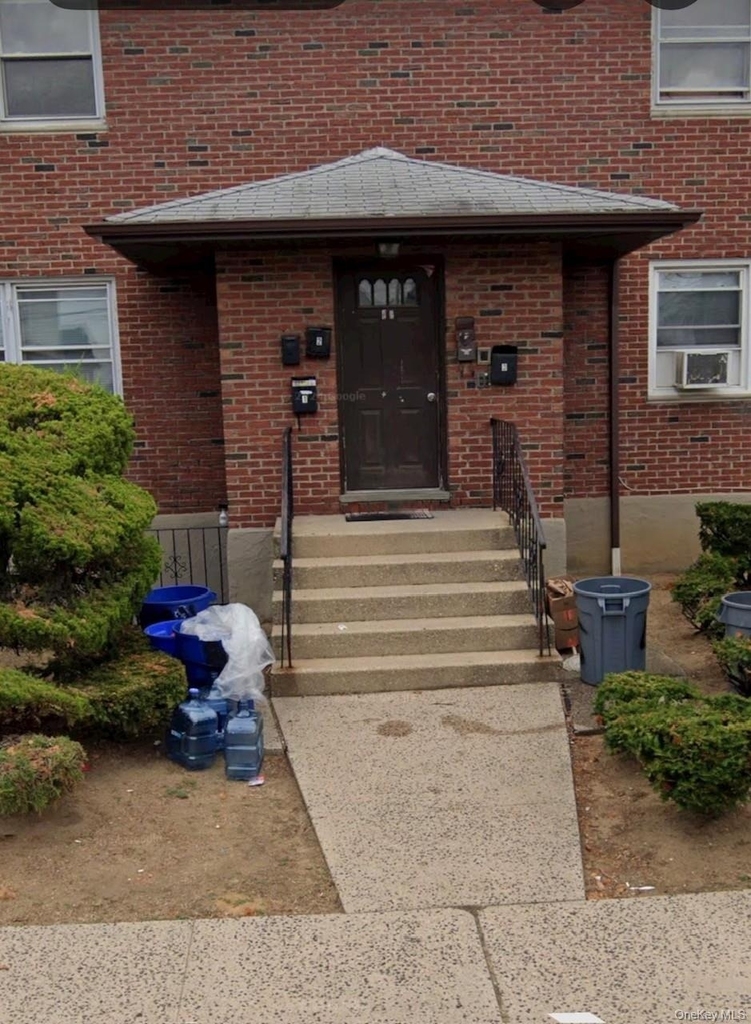 45 Benedict Avenue - Photo 0