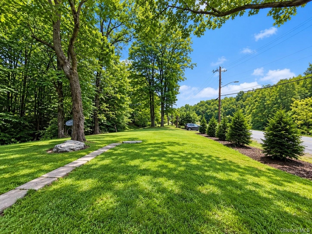 11 Spring Glen Road - Photo 5