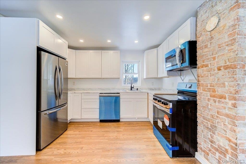11 Spring Glen Road - Photo 8
