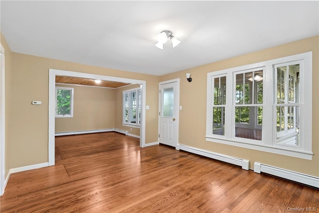 60 Watch Hill Road - Photo 2