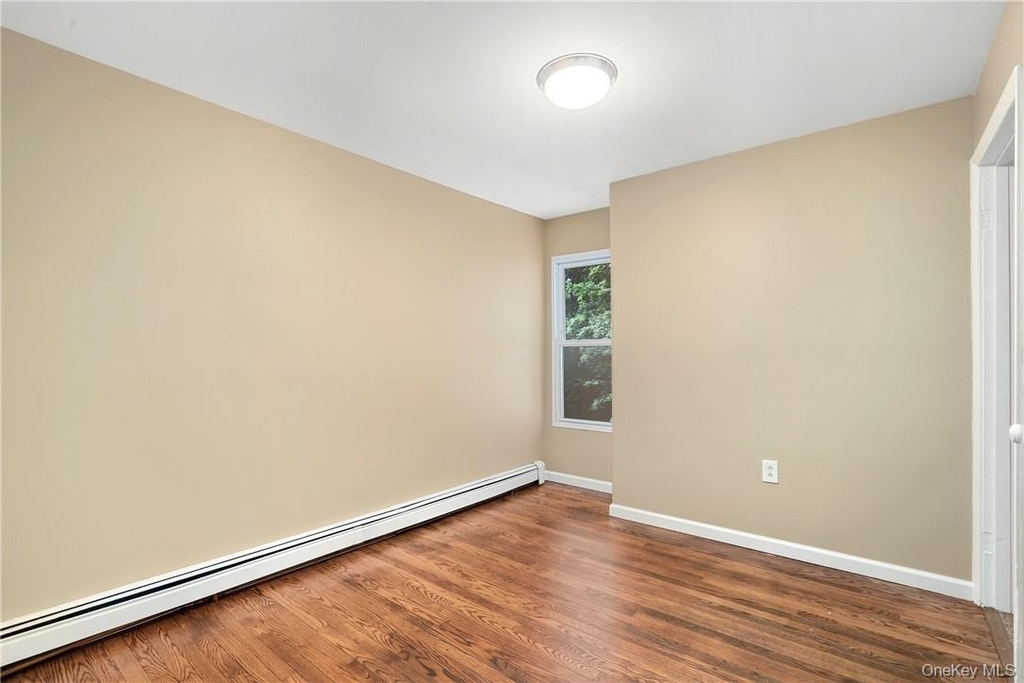 60 Watch Hill Road - Photo 10