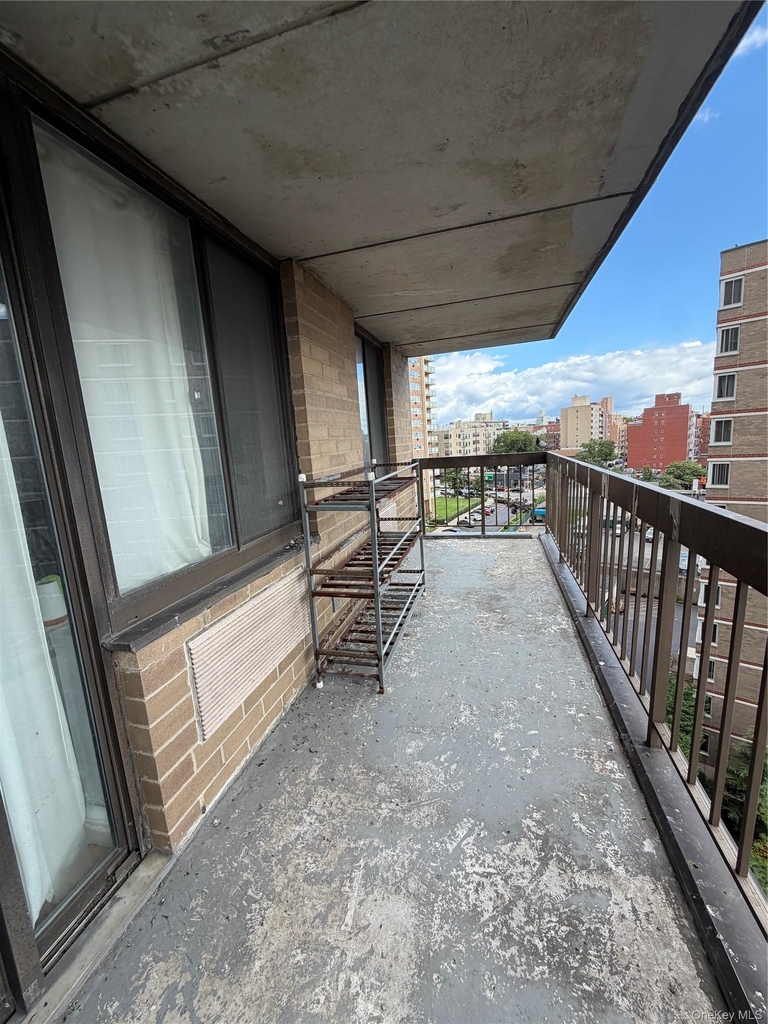 13835 Elder Avenue - Photo 6