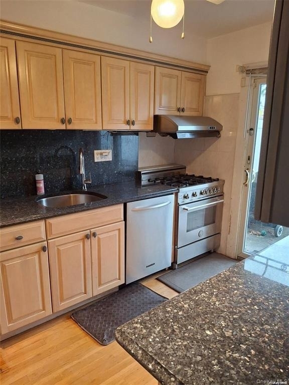 69-22 198th Street - Photo 1