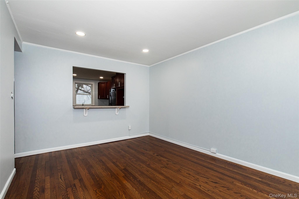 1 Bain Avenue - Photo 11