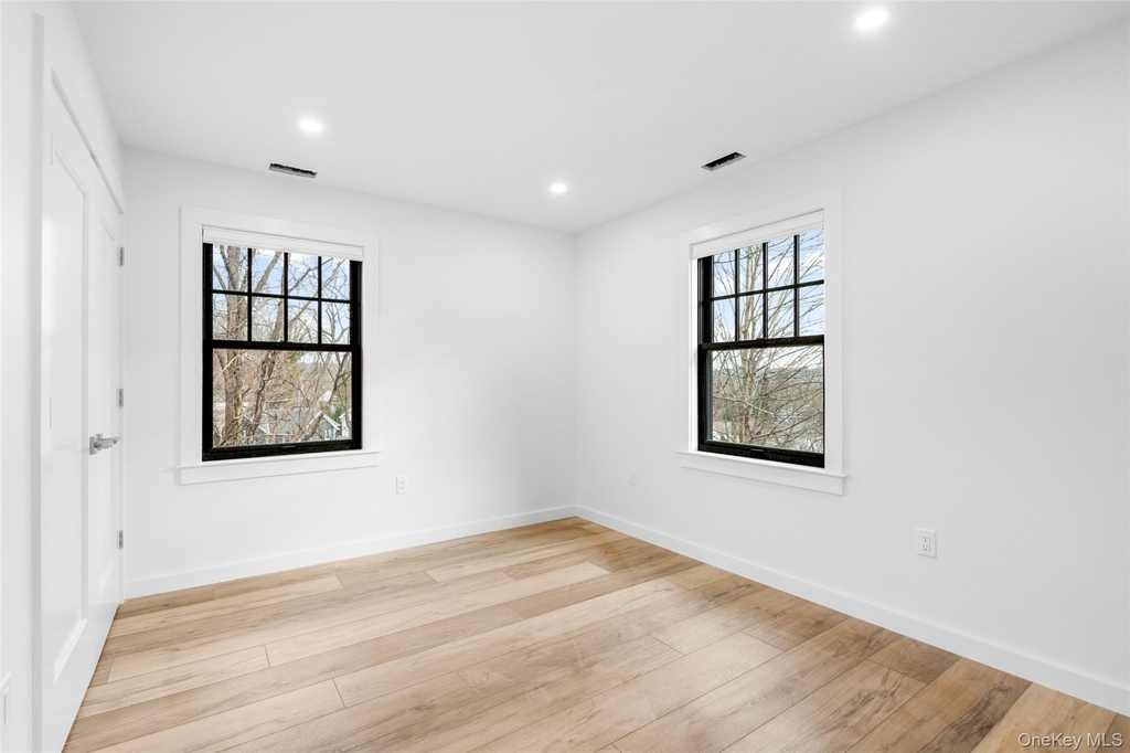 27 Choate Lane - Photo 16
