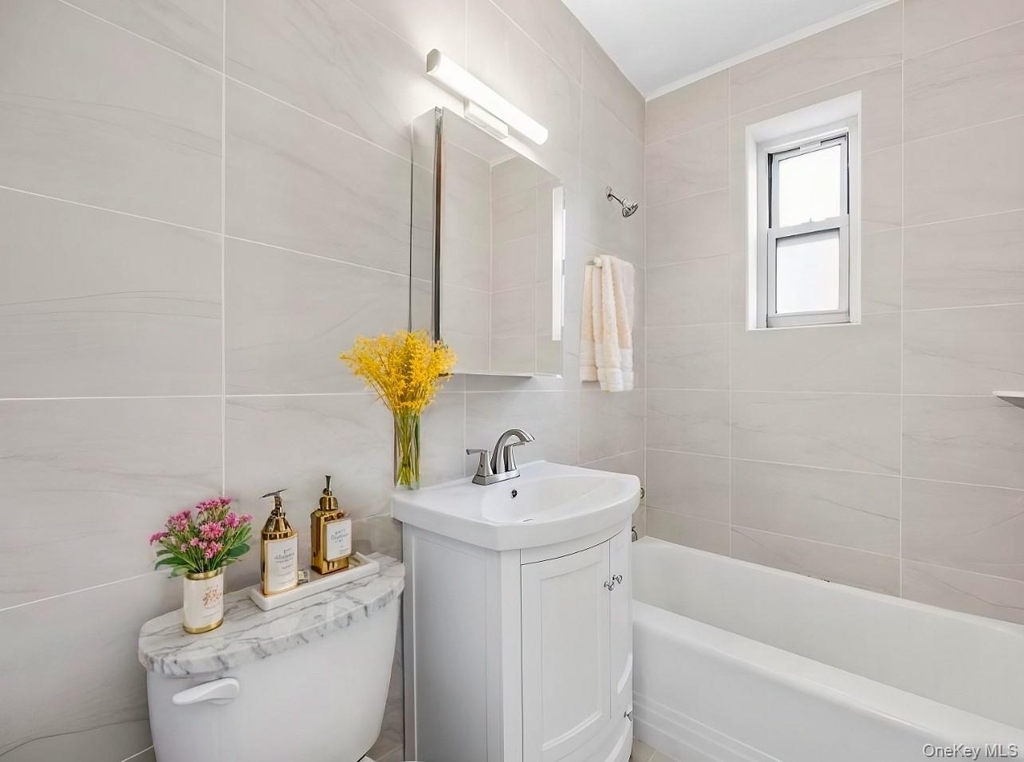 210 Pelham Road - Photo 4