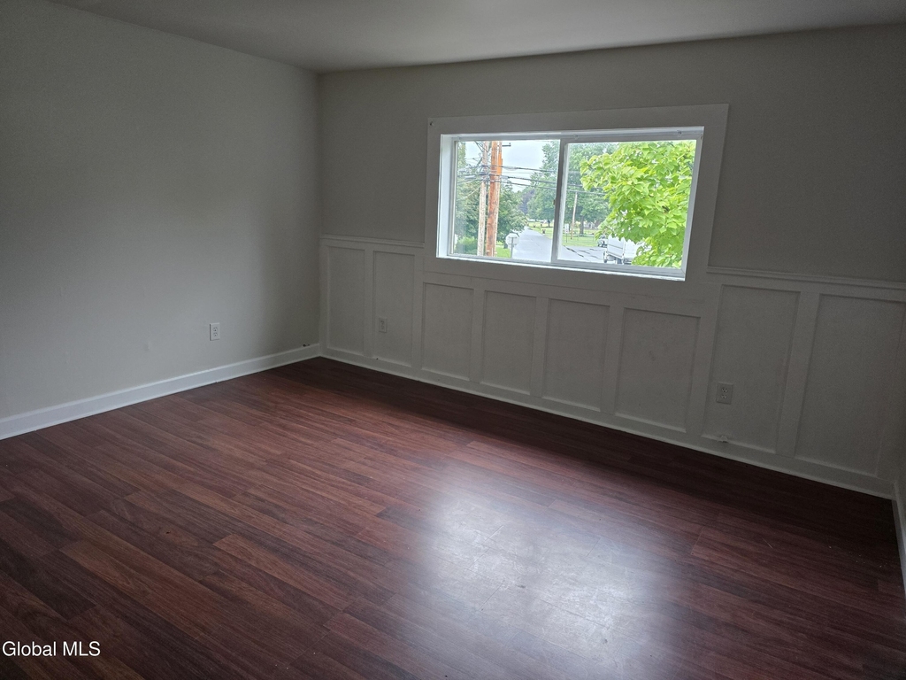 3206 Guilderland Avenue - Photo 2