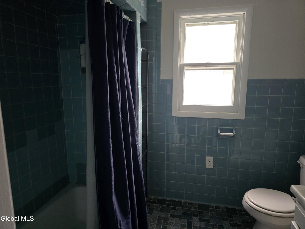 3206 Guilderland Avenue - Photo 5