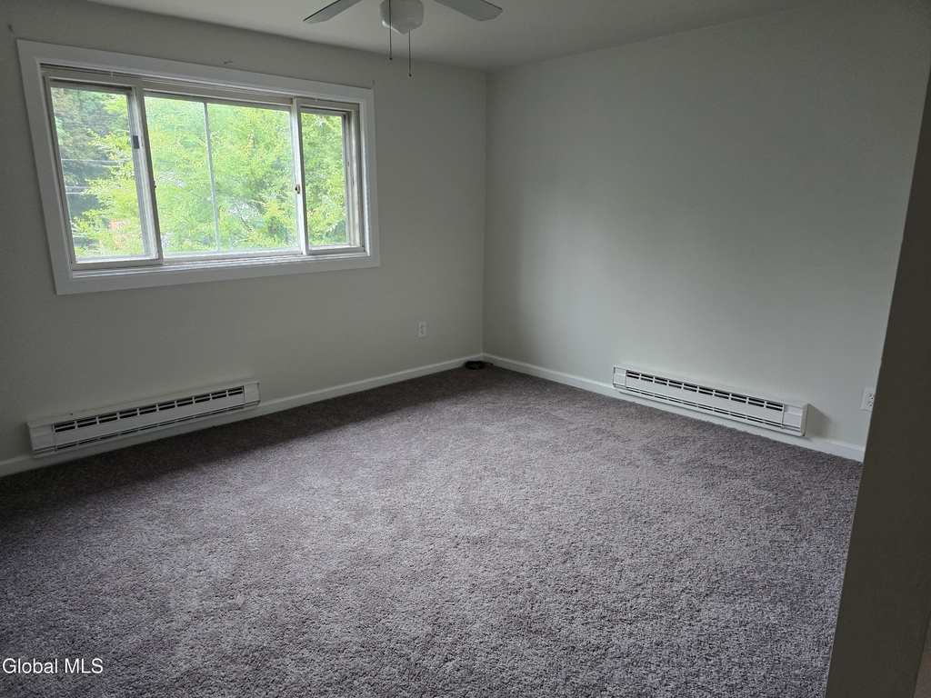 3206 Guilderland Avenue - Photo 1