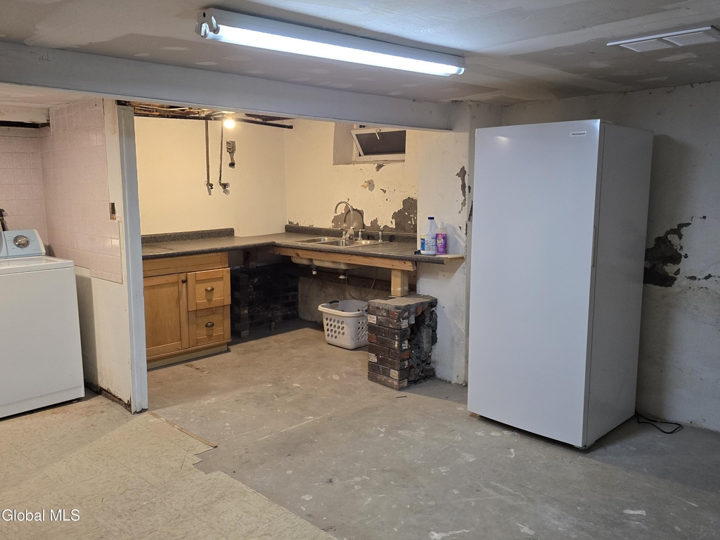 3206 Guilderland Avenue - Photo 8
