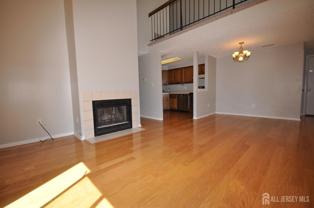 8020 Tamarron Drive - Photo 4