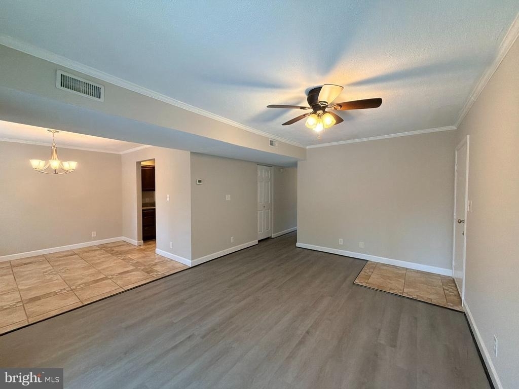 202 Buckingham Lane - Photo 2