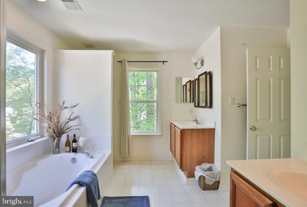 15979 Cove Lane - Photo 9