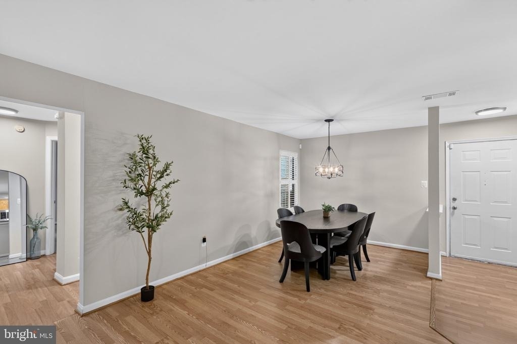 10925 Postern Court - Photo 4