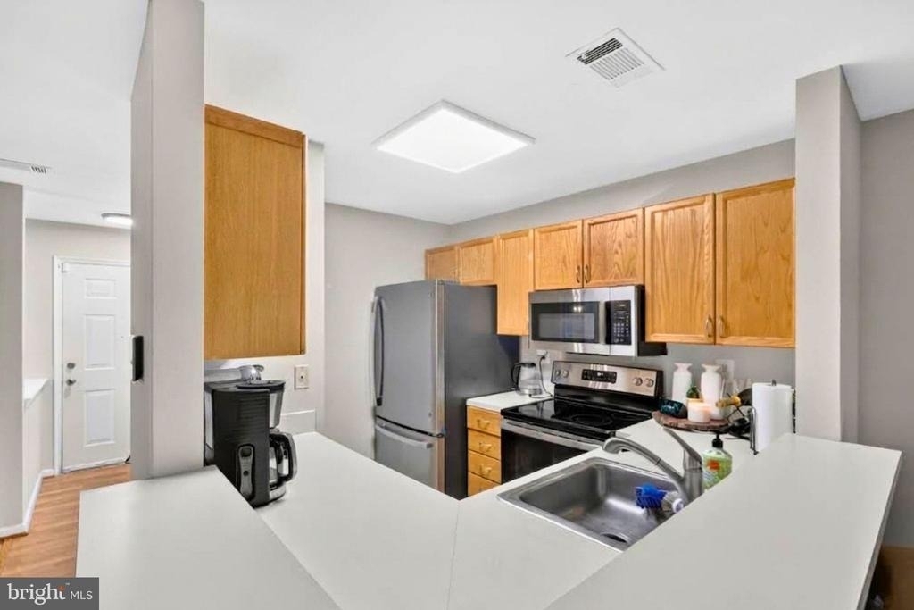 10925 Postern Court - Photo 1