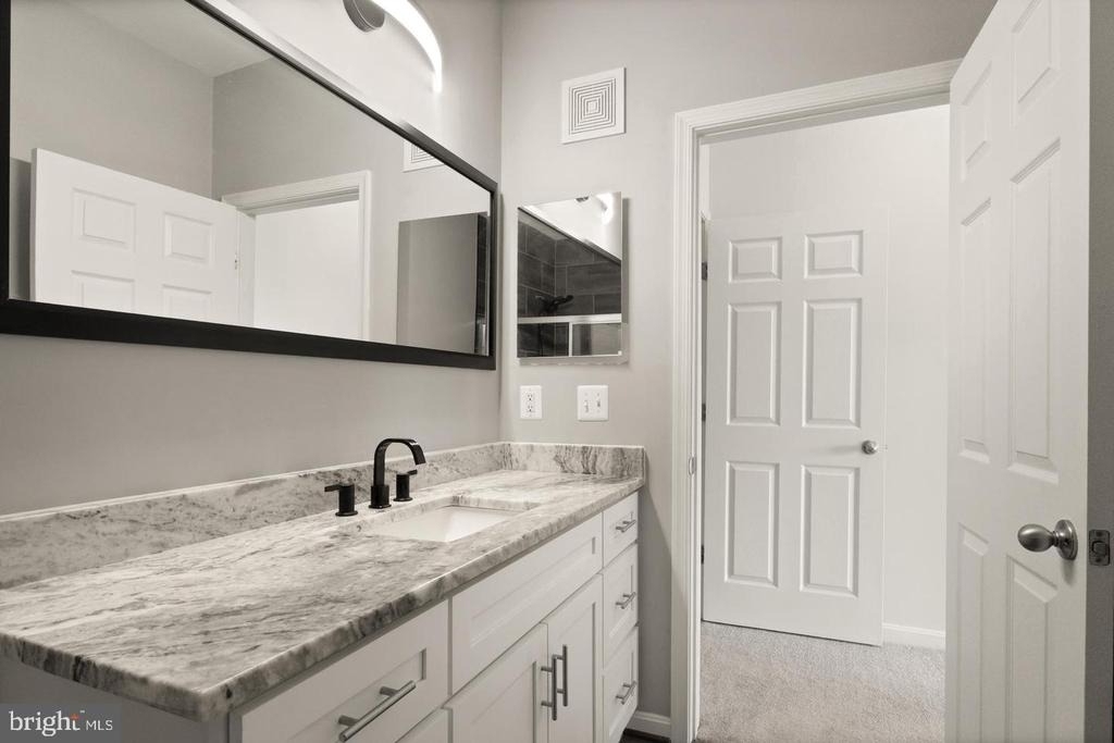 9541 Center Street - Photo 21