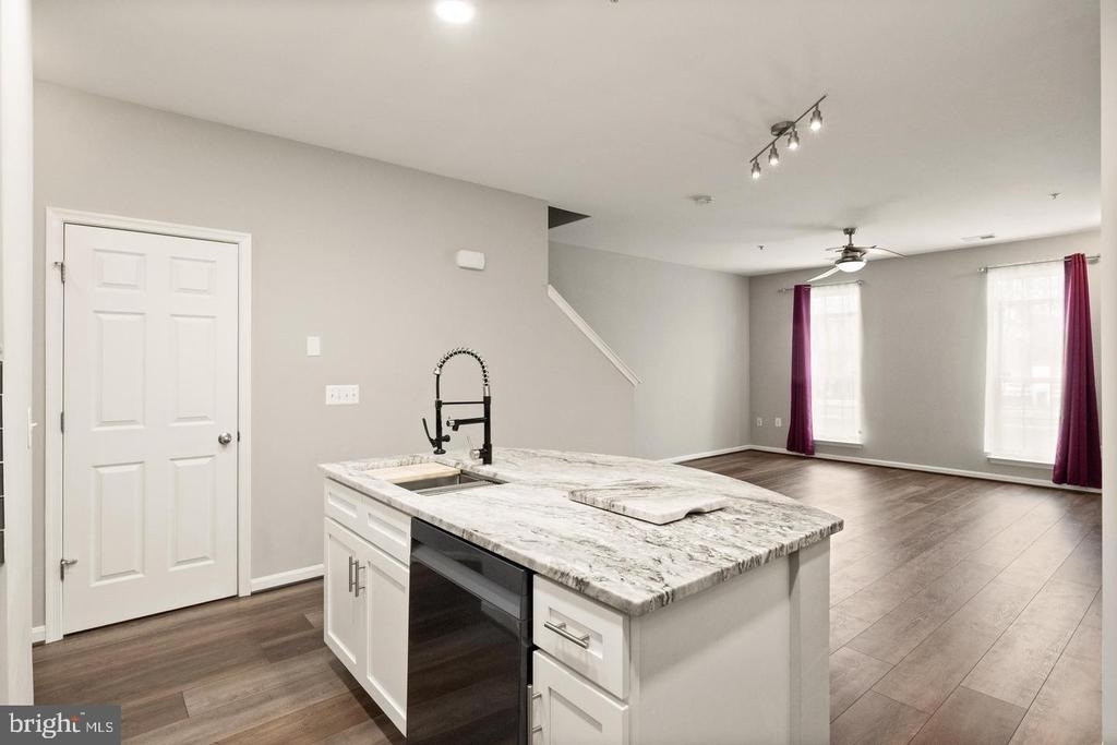 9541 Center Street - Photo 16