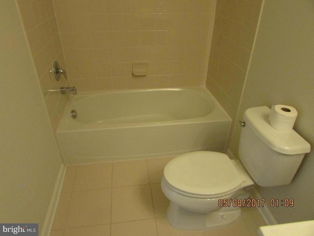 20606 Maitland Terrace - Photo 13