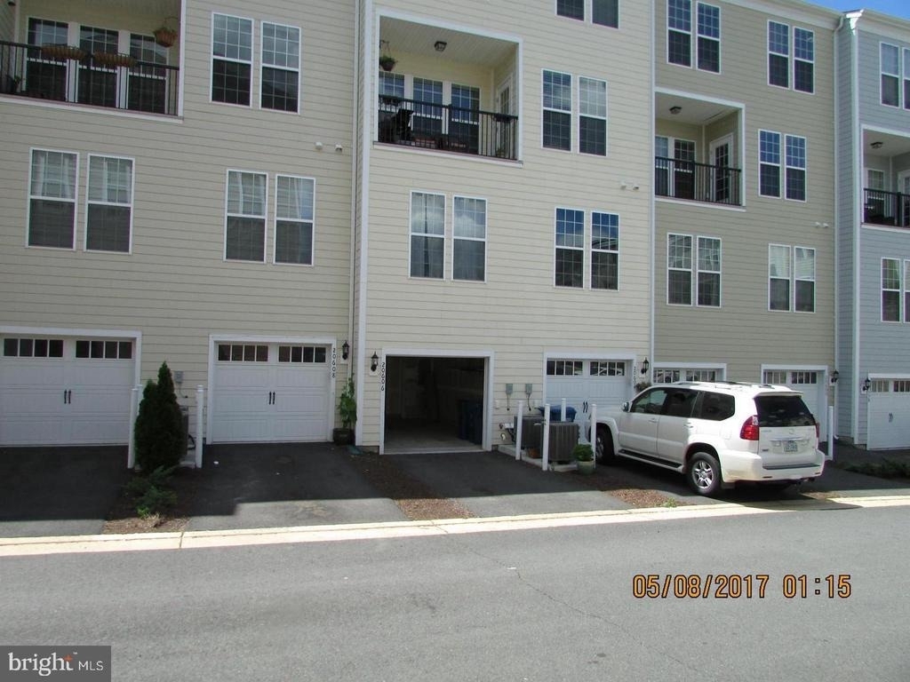 20606 Maitland Terrace - Photo 17
