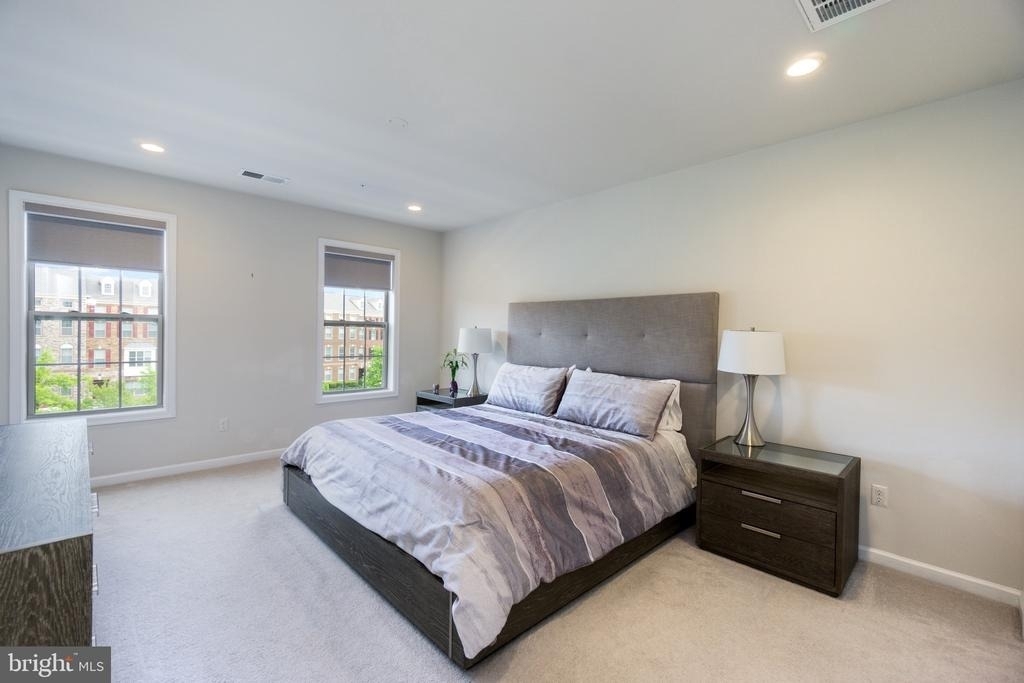 22503 Naugatuck Square - Photo 22
