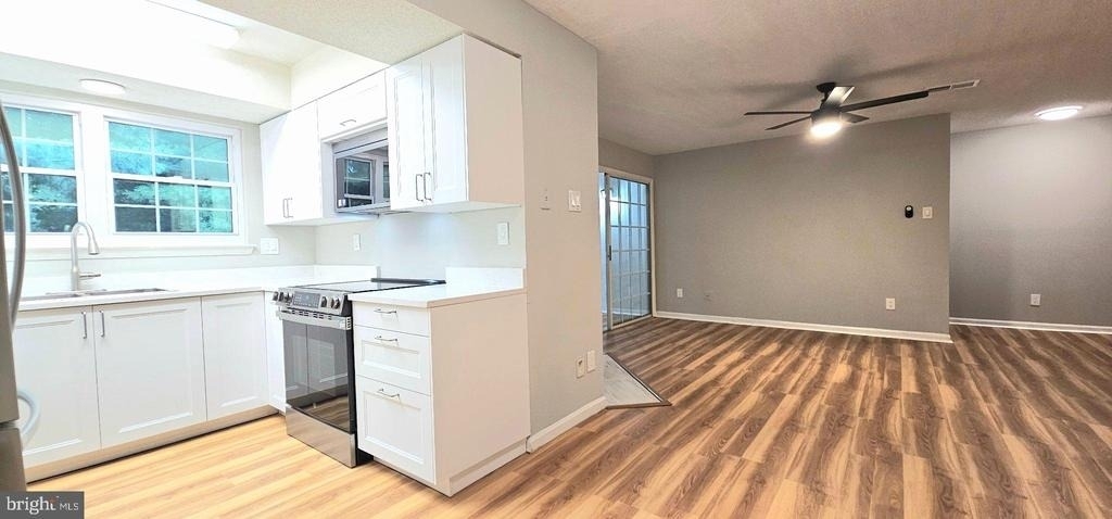 12103 Green Ledge Court - Photo 14