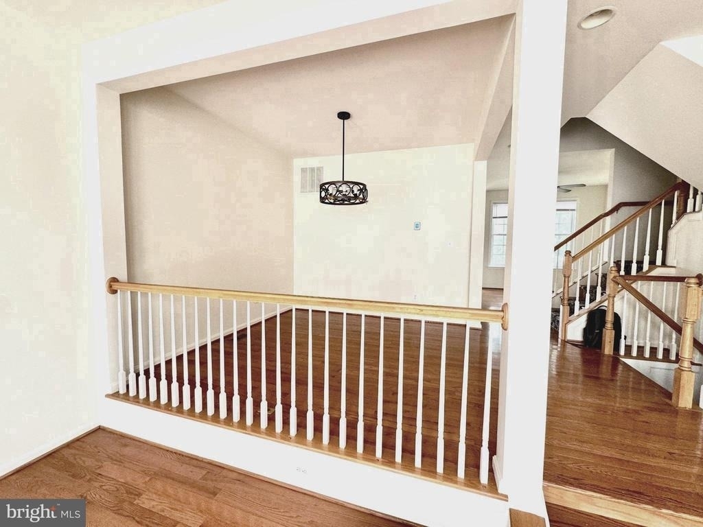 3381 Beechcliff Drive - Photo 4