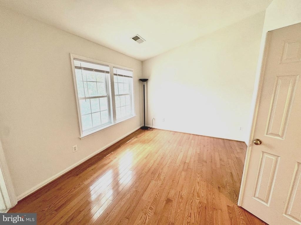 3381 Beechcliff Drive - Photo 10