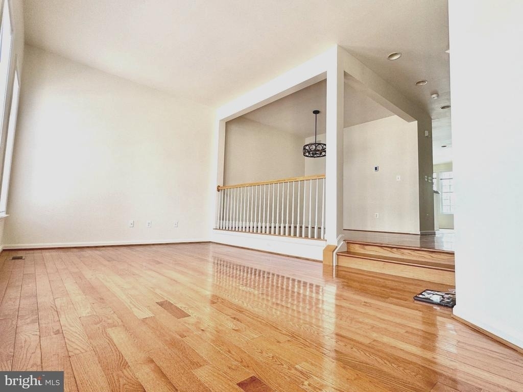 3381 Beechcliff Drive - Photo 3