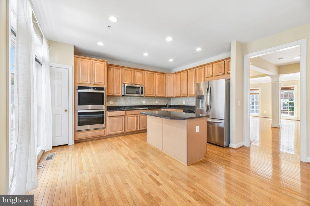 7979 Vigne Court - Photo 11