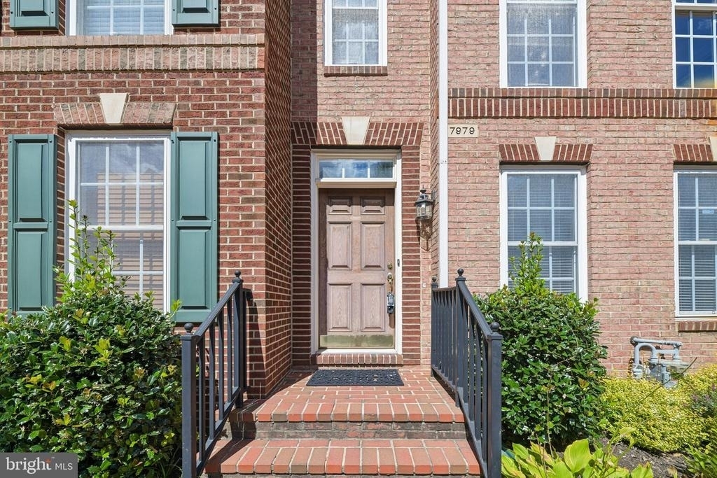 7979 Vigne Court - Photo 2