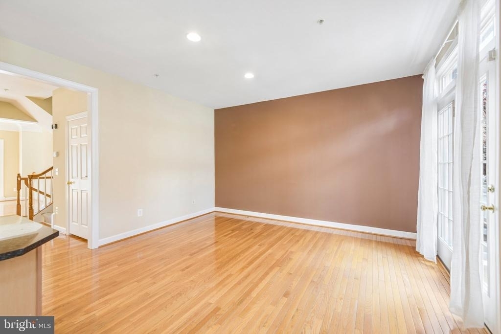 7979 Vigne Court - Photo 21