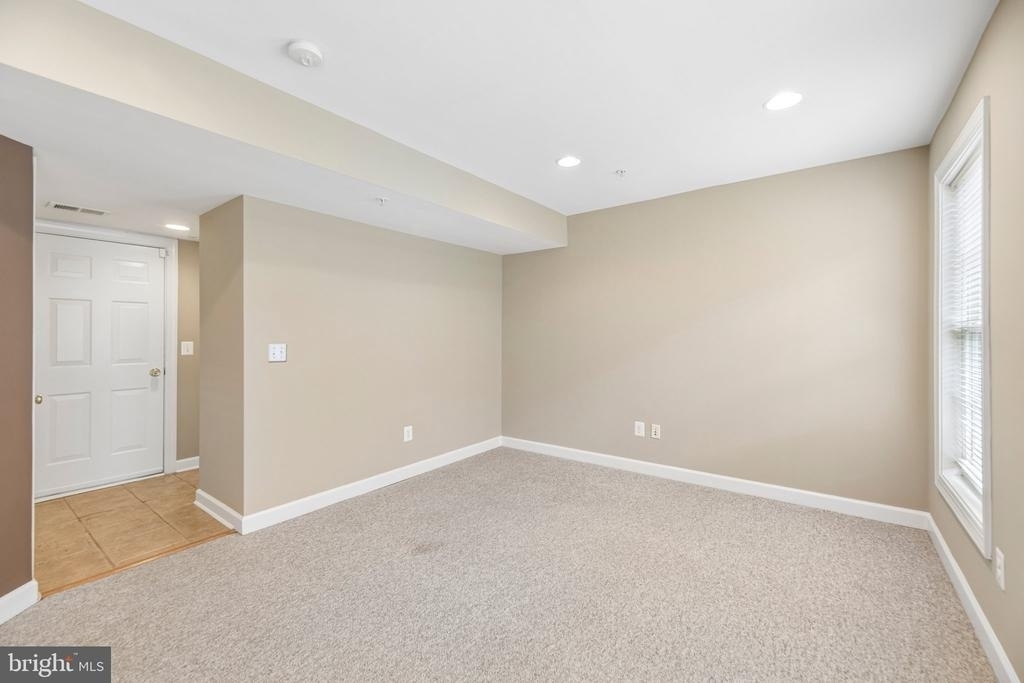 7979 Vigne Court - Photo 43