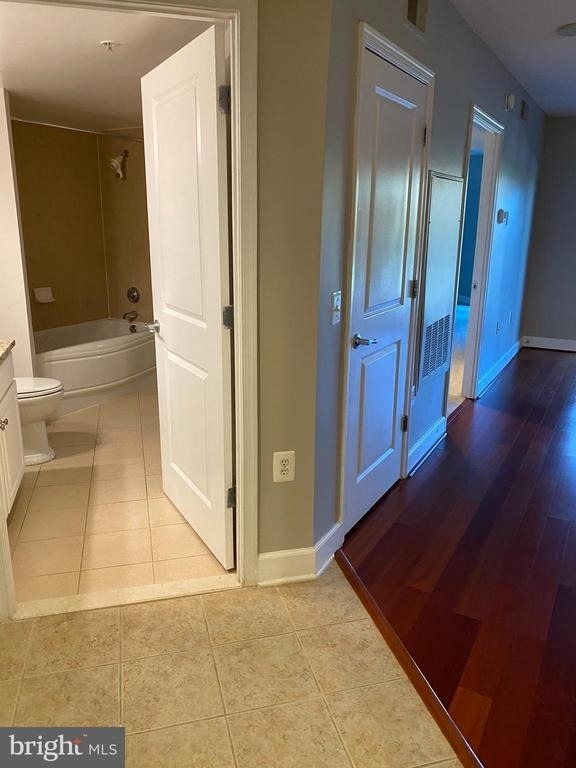 11800 Sunset Hills Road - Photo 14