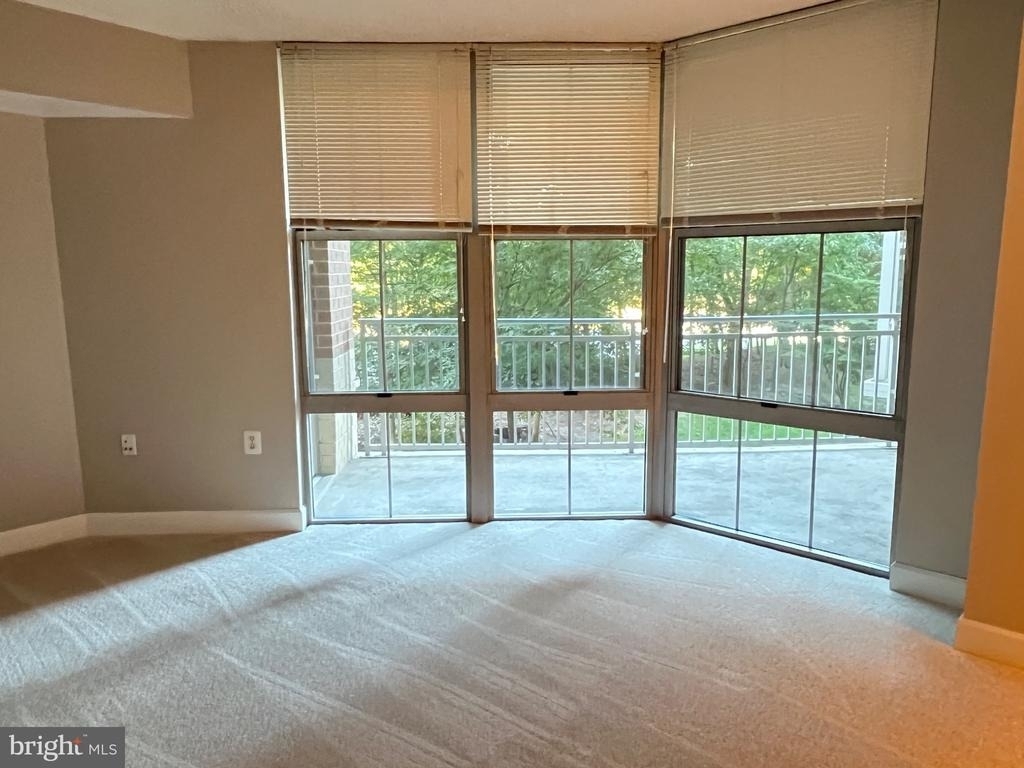 11800 Sunset Hills Road - Photo 53