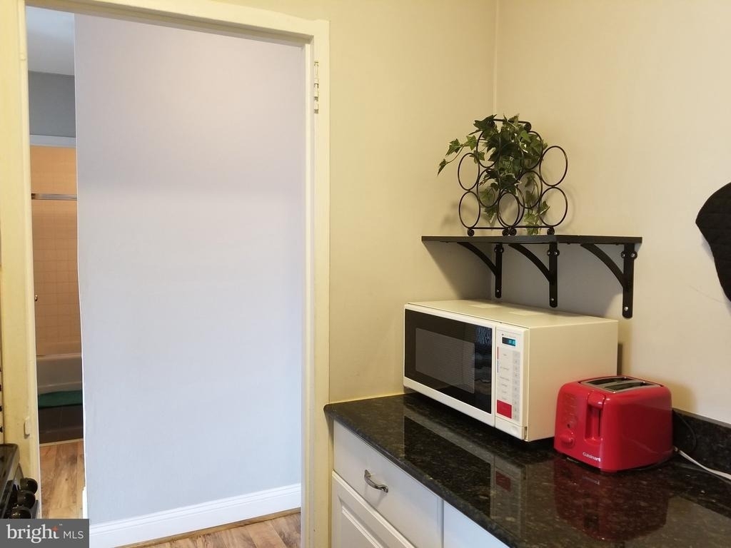 1021 Arlington Boulevard - Photo 5