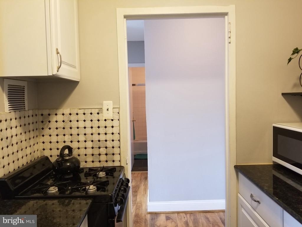 1021 Arlington Boulevard - Photo 6
