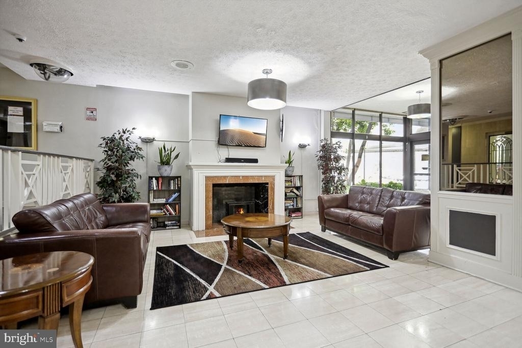 1021 Arlington Boulevard - Photo 26