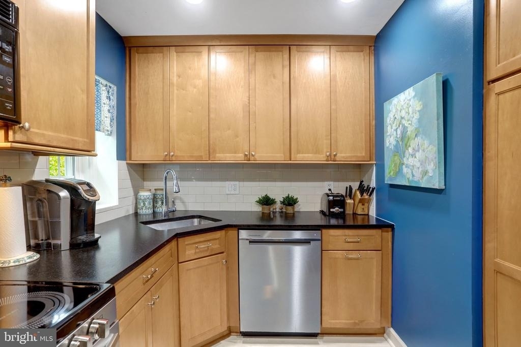 2883 S Abingdon Street - Photo 12