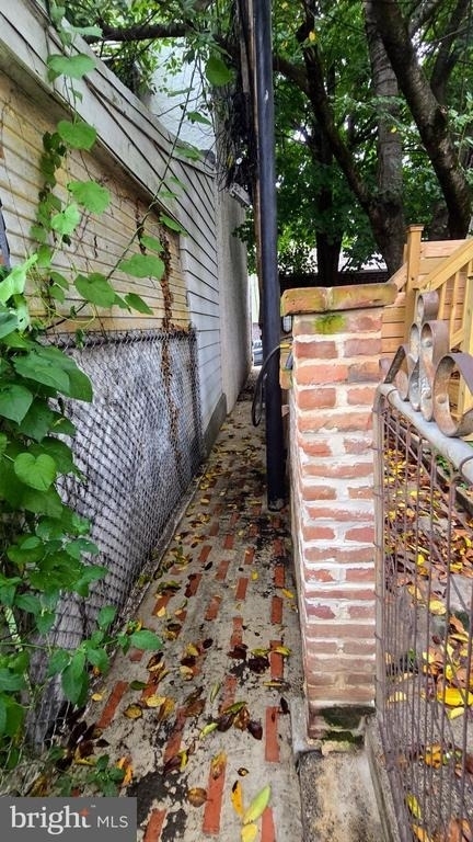 3936 Dexter Street - Photo 25