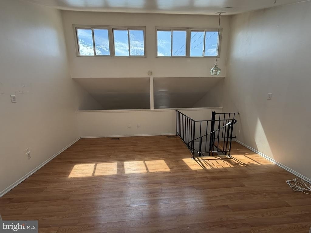 7751 Oxford Avenue - Photo 14