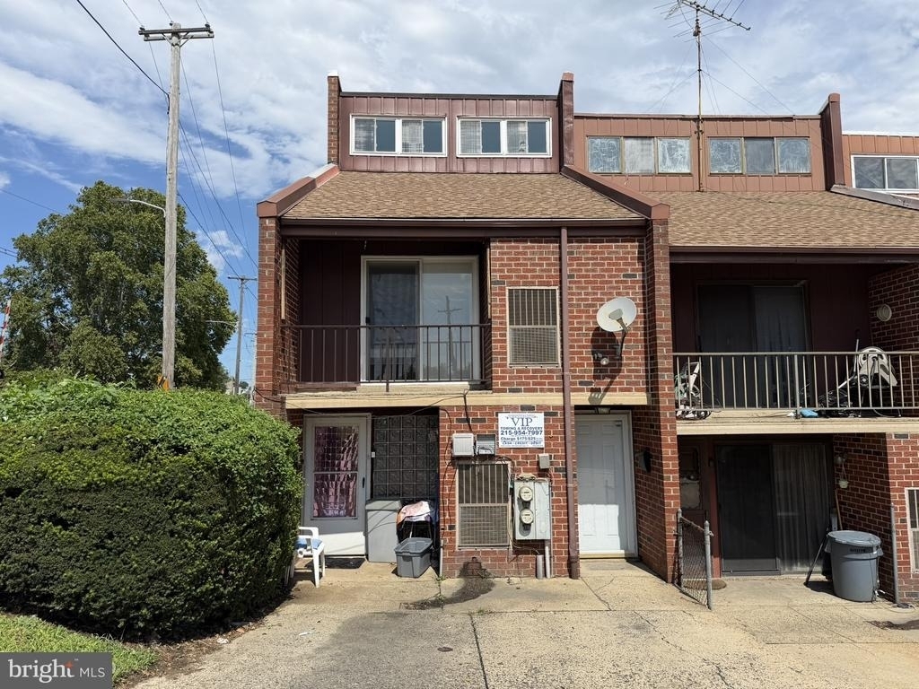 7751 Oxford Avenue - Photo 18