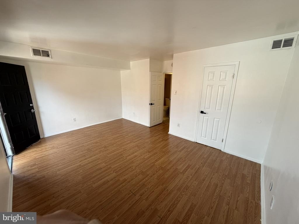7751 Oxford Avenue - Photo 9