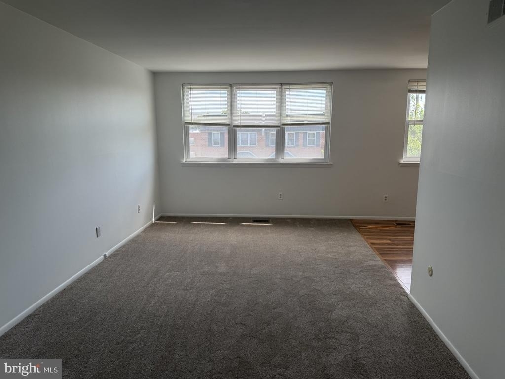 9750 Hilspach Street - Photo 2