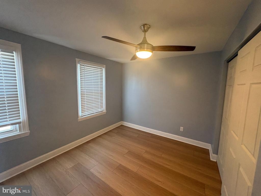 7916 Craig Street - Photo 2