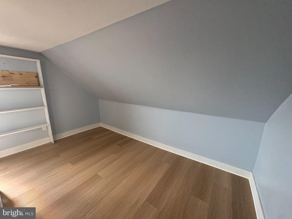 7916 Craig Street - Photo 4