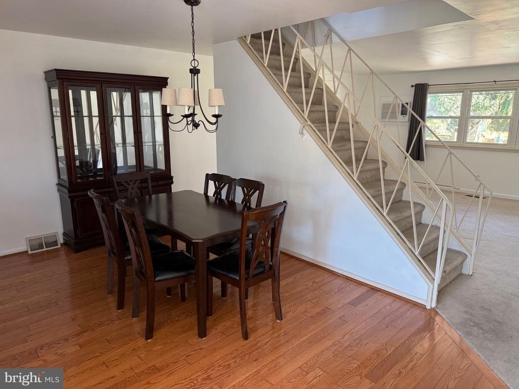 3555 Churchill Lane - Photo 3